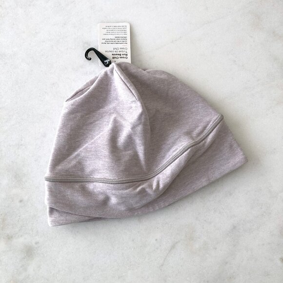 New! NWT Lululemon Cross Chill Run Beanie hat / toque (pink / purple) reflective - Picture 5 of 5